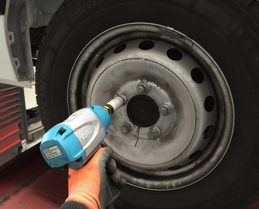 Bedrijfsauto bandenwissel bij de specialist