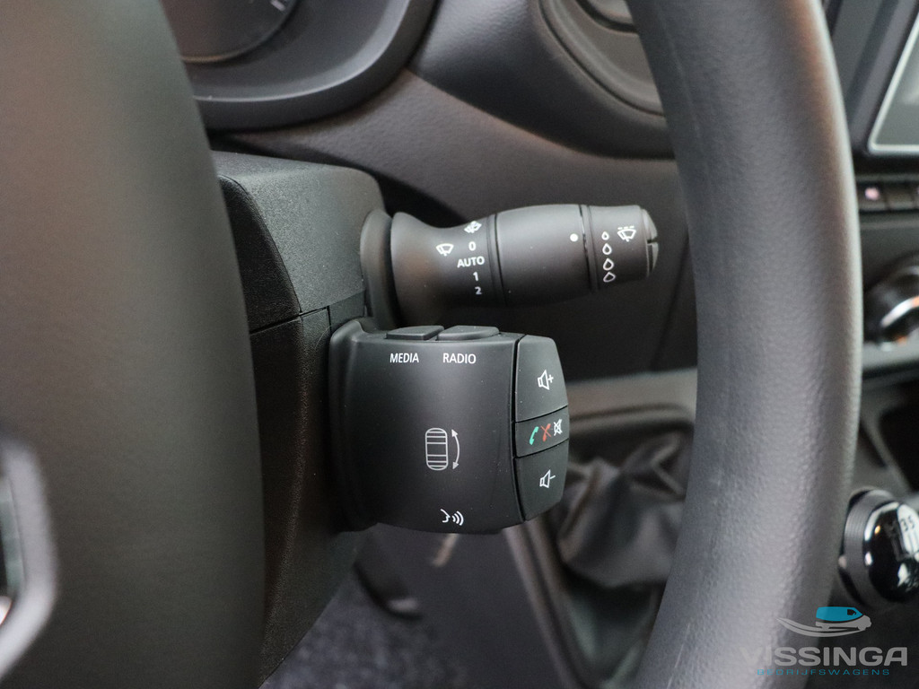 Renault Master T35 2.3 dCi L2H2 180 pk Dubbele Cabine