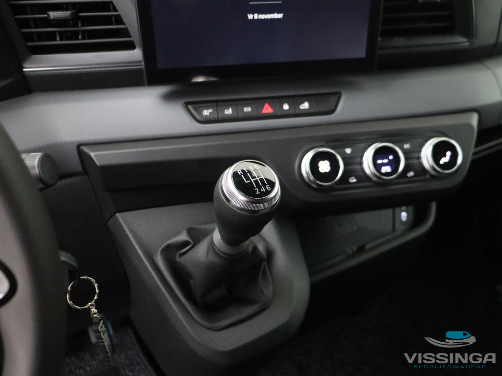 Renault Master L2H2 170 pk Extra luxe Noir Nacre (zwart)