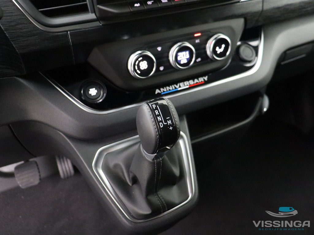 Renault Trafic L2H1 170 pk Anniversary Edition Automaat Dubbele Cabine Zilver