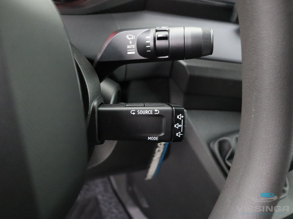 Renault Master L2H2 170 pk Extra luxe B-Edition (zwart)