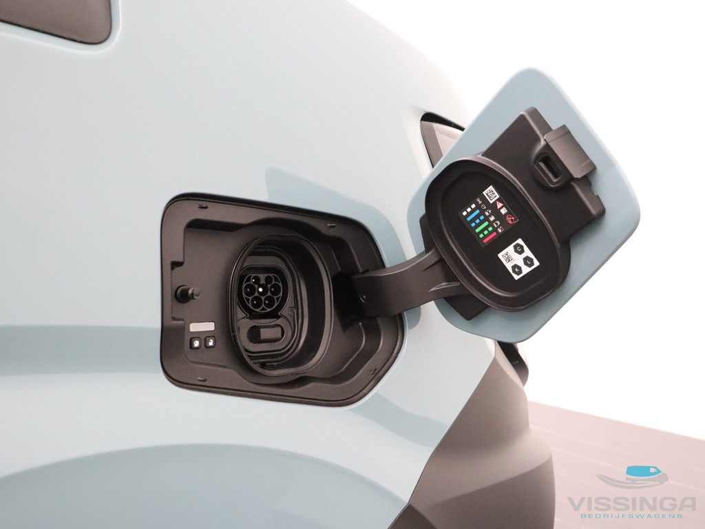 Renault Master E-Tech T35 L2H2 E-Tech Long-Range 87 kWh