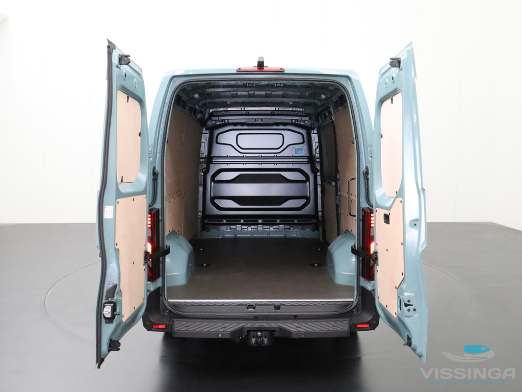 Renault Master E-Tech T35 L2H2 E-Tech Long-Range 87 kWh