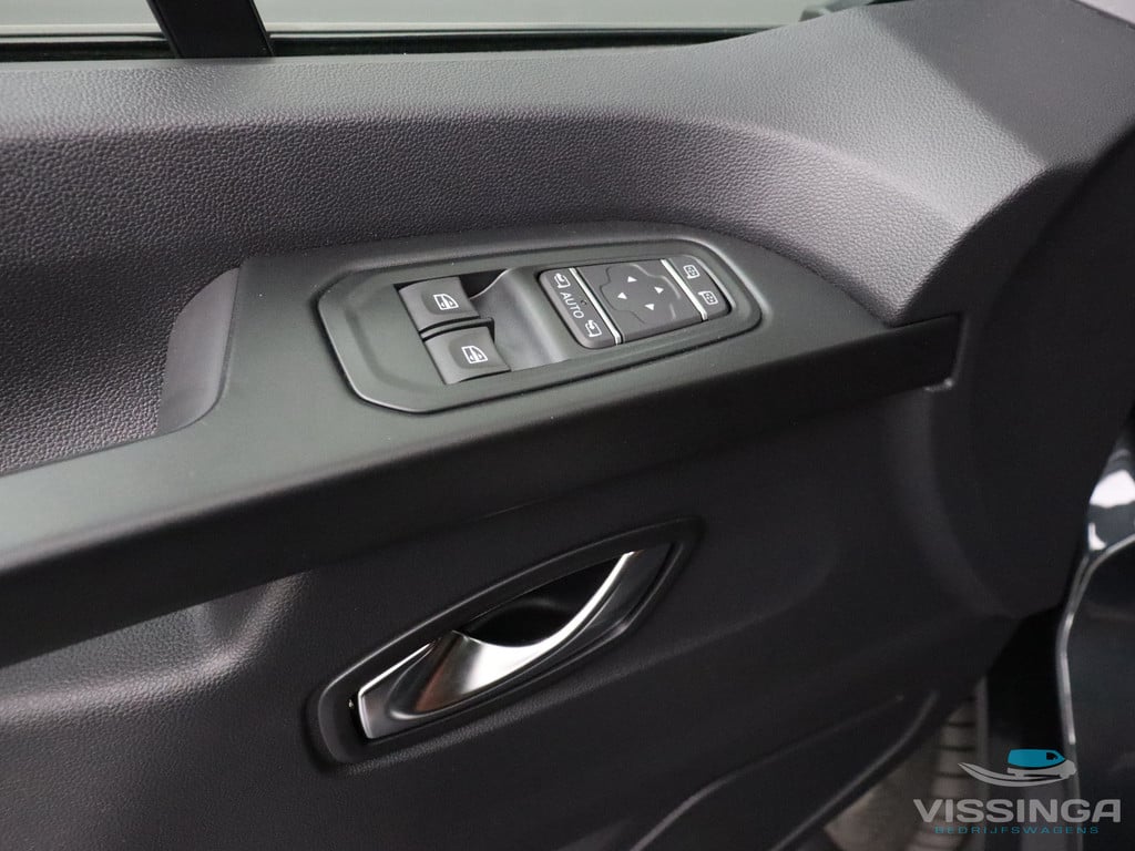 Renault Trafic L2H1 170 pk Vissinga Special Leder interieur