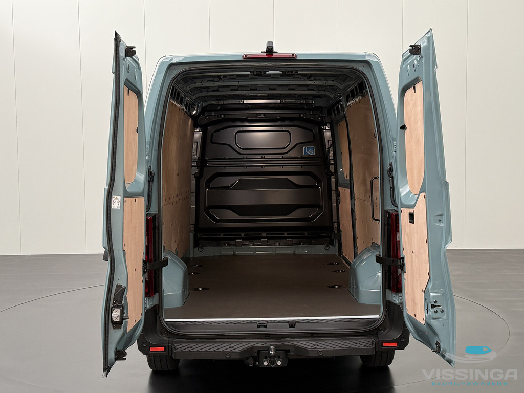 Renault Master L3H2 170 pk Extra luxe B-Edition (groen)