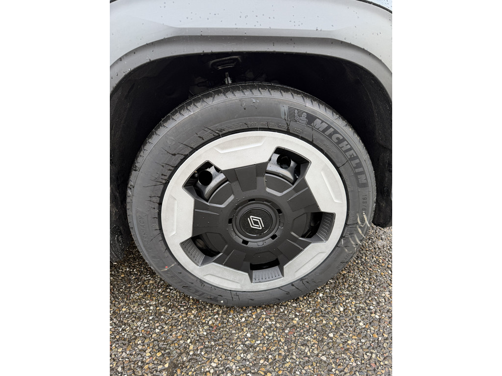 Renault 4 E-Tech Evolution Comfort Range Van