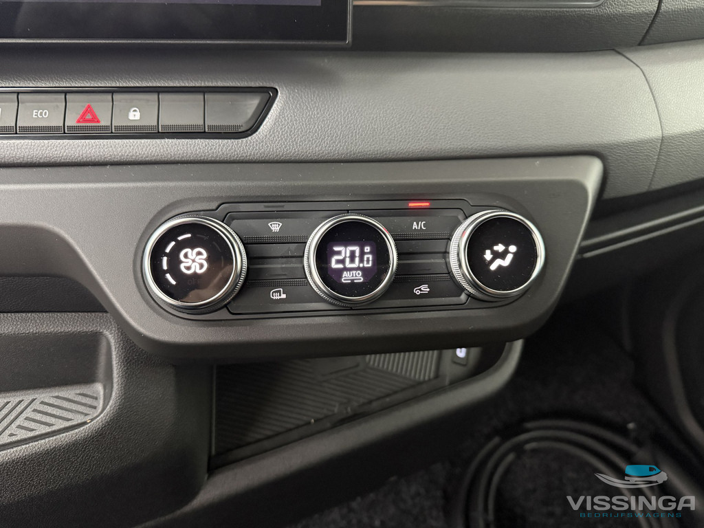 Renault Master E-Tech Bakwagen zilver 420x211x232 (20.5m3) 87 kWh