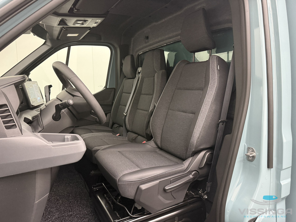 Renault Master E-Tech Bakwagen blue agave 420x211x232 (20.5m3) 87 kWh
