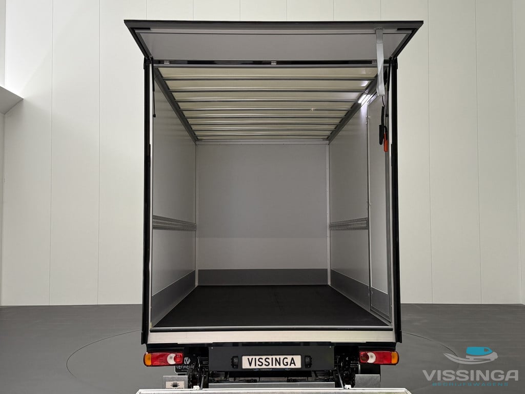 Renault Master E-Tech Bakwagen zwart 420x211x232 (20.5m3) 87 kWh