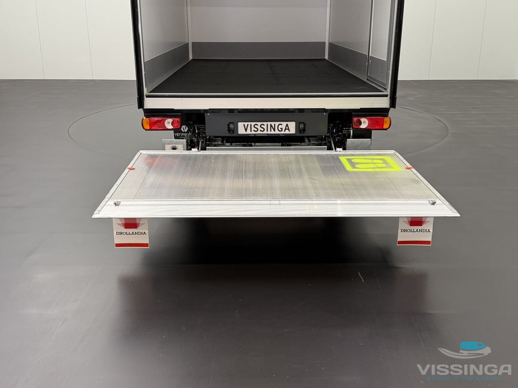 Renault Master E-Tech Bakwagen zwart 420x211x232 (20.5m3) 87 kWh