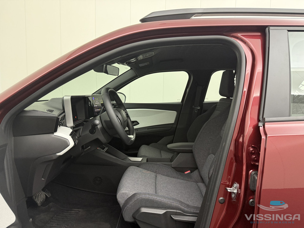 Renault 4 E-Tech Evolution Comfort Range Van Rood