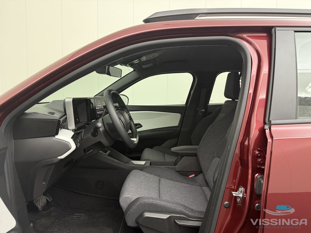 Renault 4 E-Tech Evolution Comfort Range Van Rood