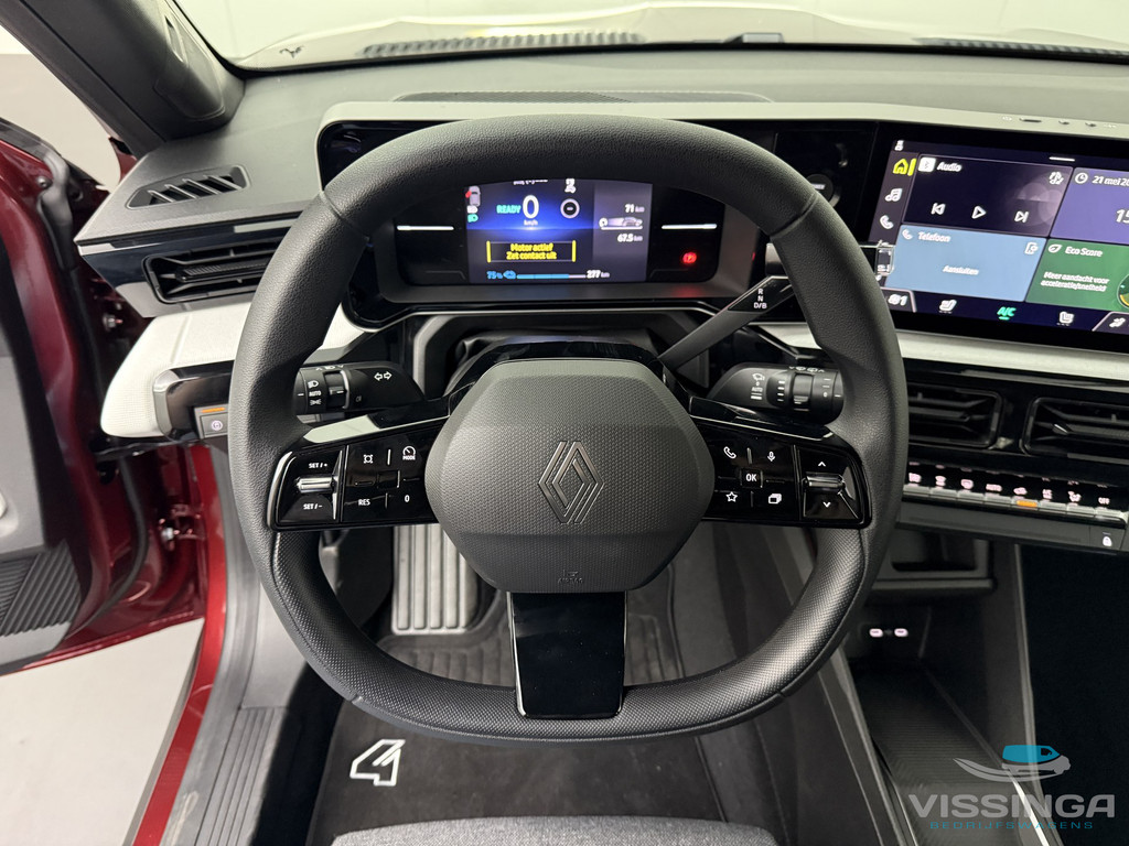 Renault 4 E-Tech Evolution Comfort Range Van Rood