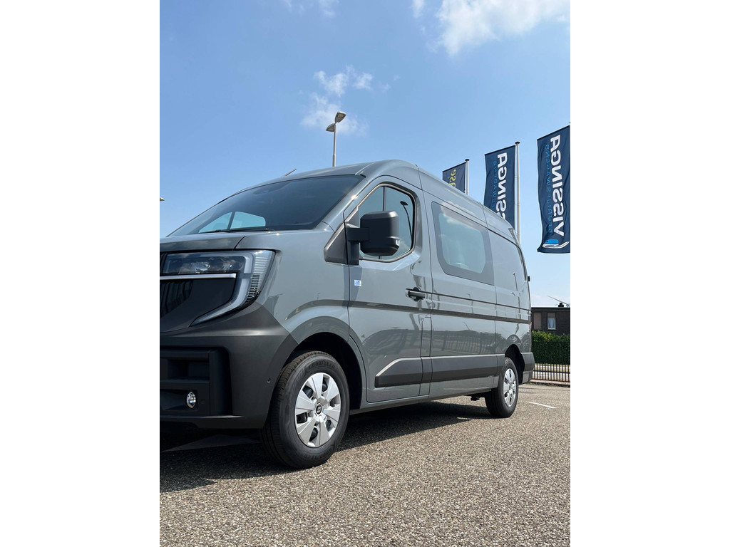 Renault Master 2.0 dCi 170 pk L2H2 Dubbel Cabine Automaat grijs