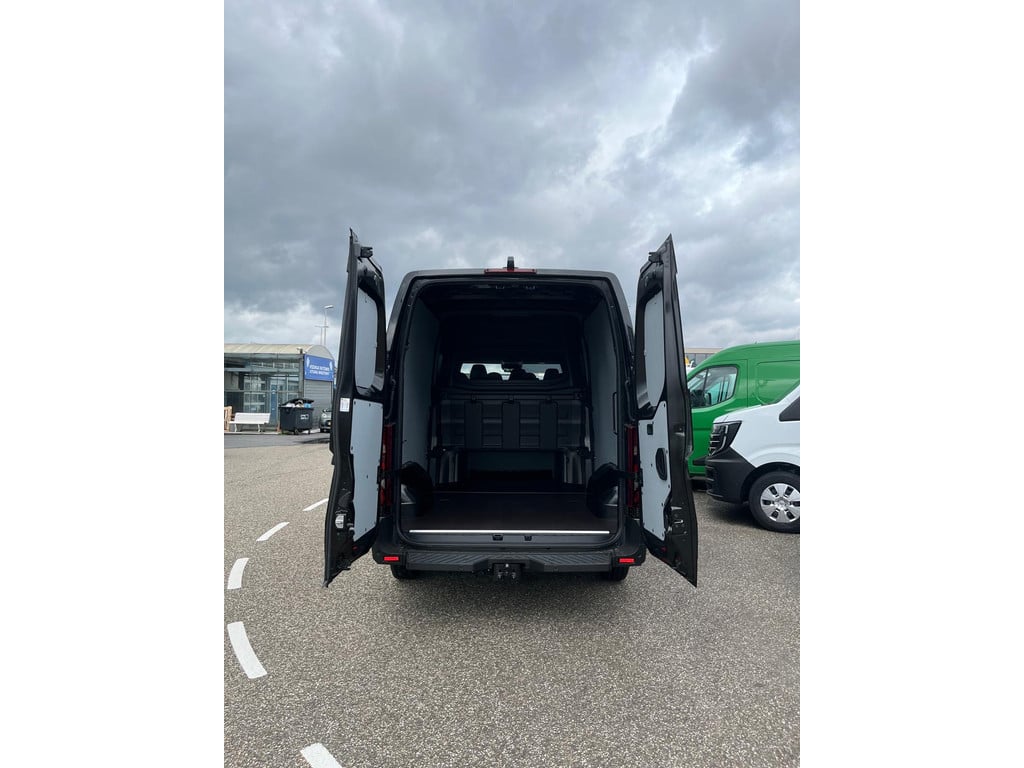 Renault Master 2.0 dCi 170 pk L3H2 Dubbel Cabine Automaat grijs