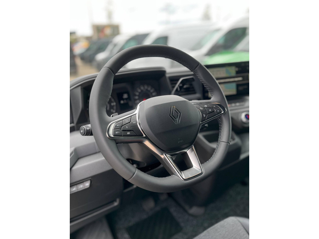 Renault Master 2.0 dCi 170 pk L3H2 Dubbel Cabine Automaat grijs