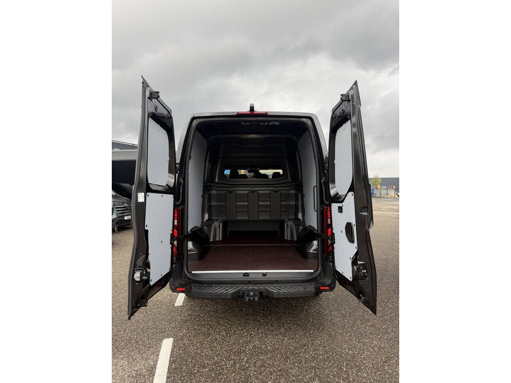 Renault Master 2.0 dCi 170 pk L2H2 Dubbel Cabine Automaat zwart