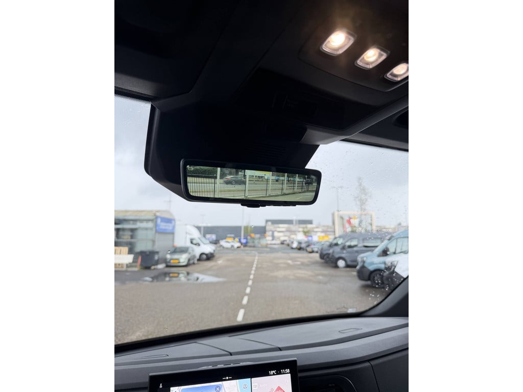 Renault Master 2.0 dCi 170 pk L2H2 Dubbel Cabine Automaat zwart