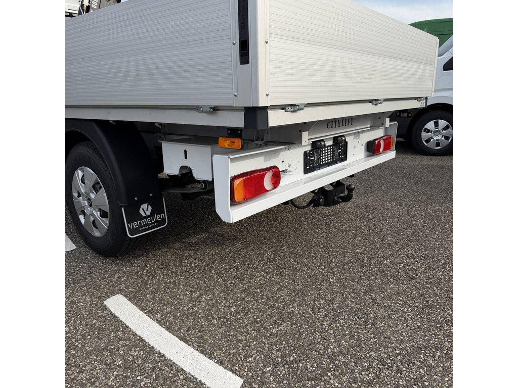 Renault Master E-Tech Open laadbak + HIAB kraan + trekhaak