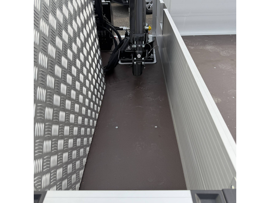 Renault Master E-Tech Open laadbak + HIAB kraan + trekhaak