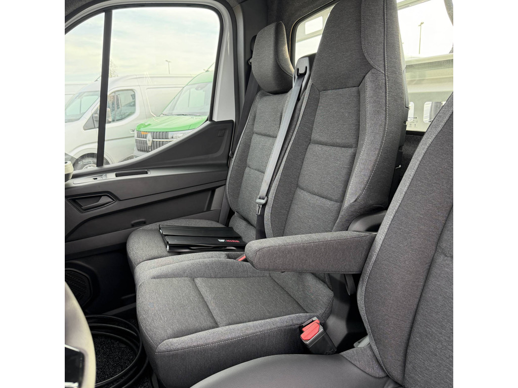 Renault Master E-Tech Open laadbak + HIAB kraan + trekhaak