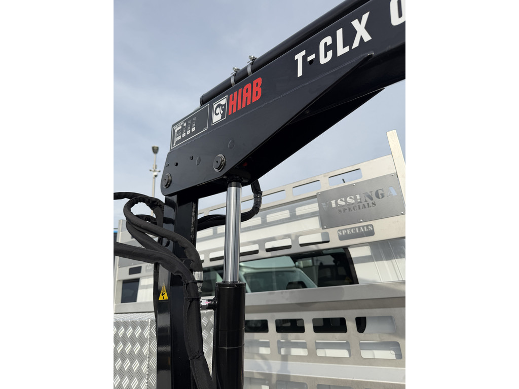 Renault Master E-Tech Open laadbak + HIAB kraan + trekhaak