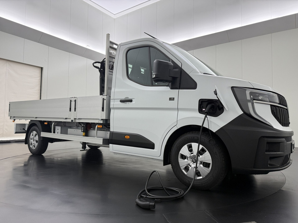 Renault Master E-Tech Open laadbak + HIAB kraan + trekhaak