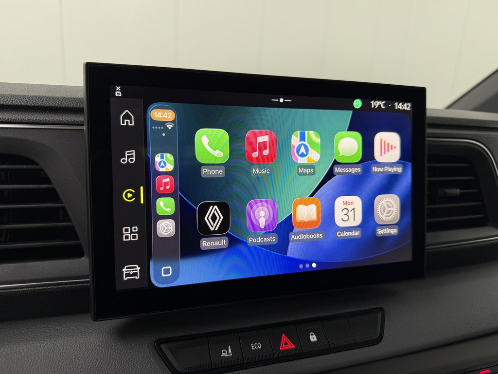Renault Master E-Tech Open laadbak + HIAB kraan + trekhaak